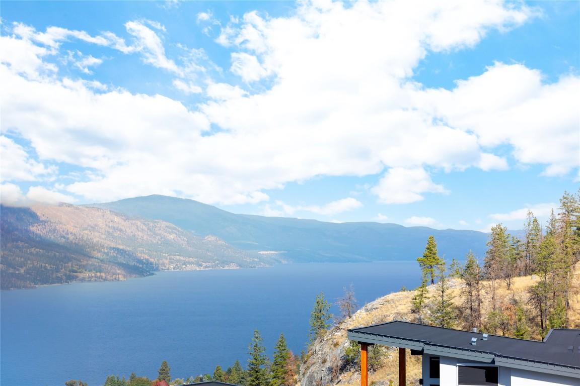 









573


Clifton

Court,
Kelowna,




BC
V1V 0B7

