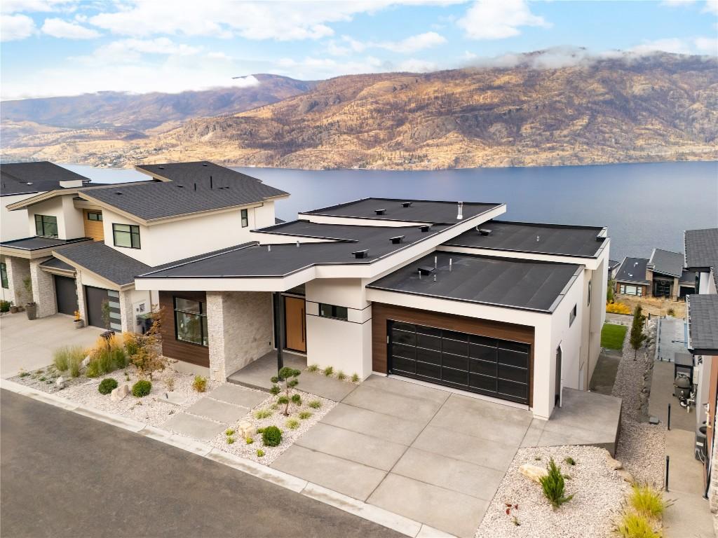 









573


Clifton

Court,
Kelowna,




BC
V1V 0B7

