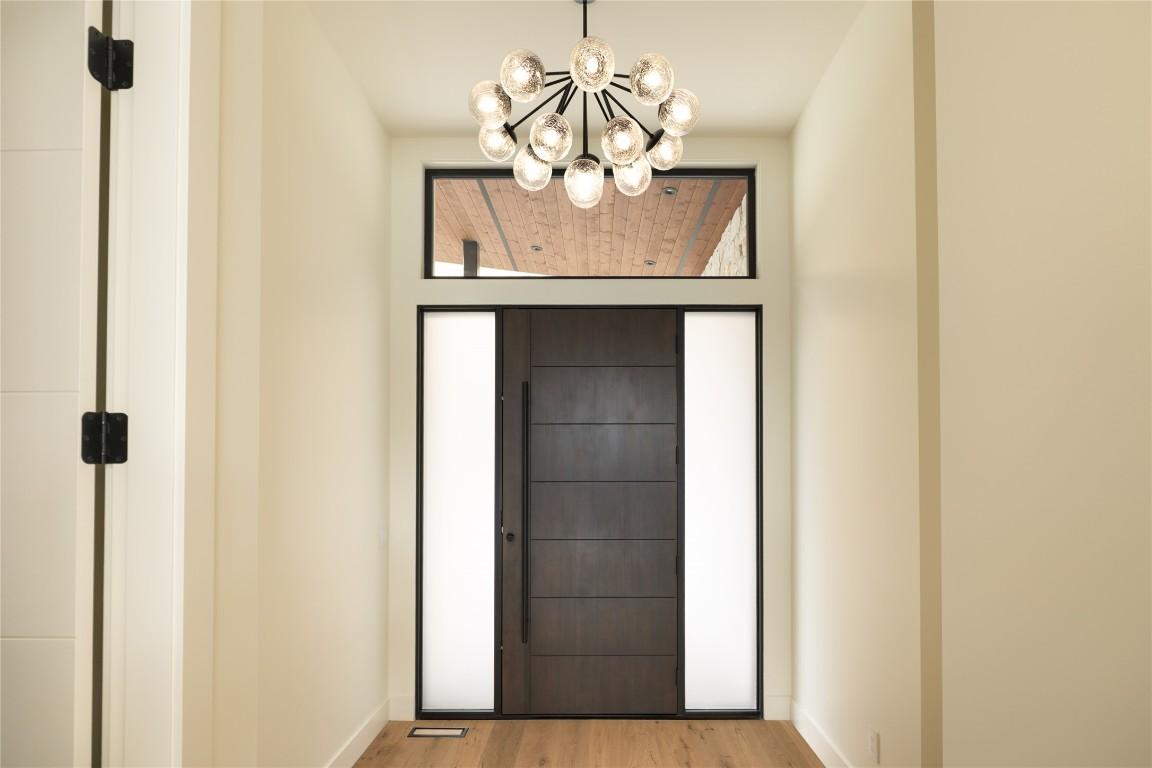 









573


Clifton

Court,
Kelowna,




BC
V1V 0B7

