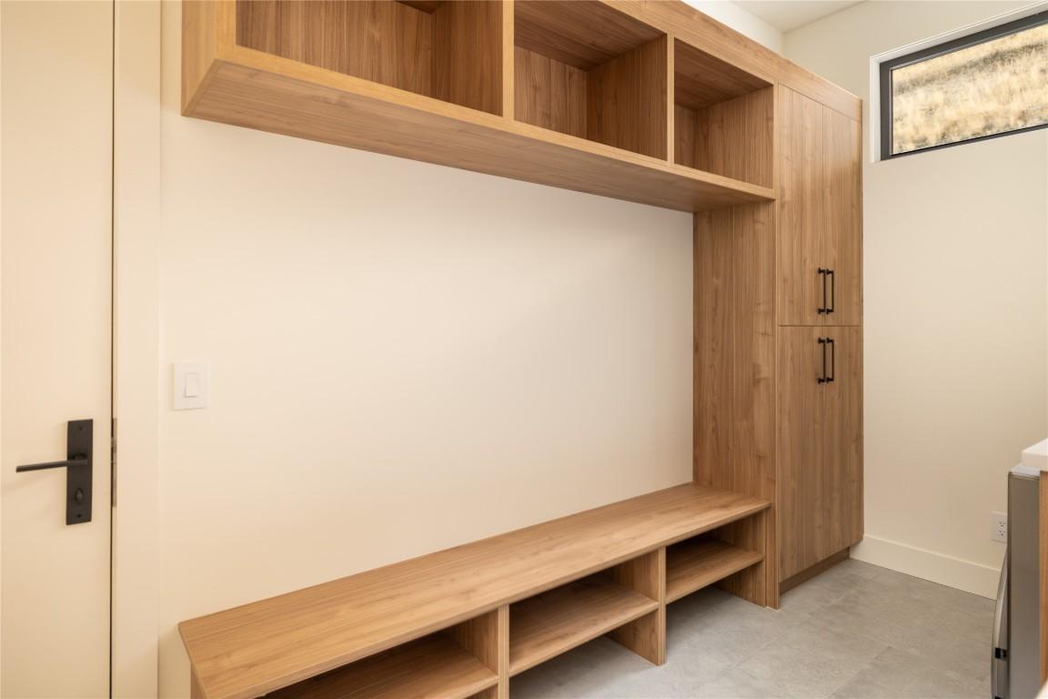 









573


Clifton

Court,
Kelowna,




BC
V1V 0B7

