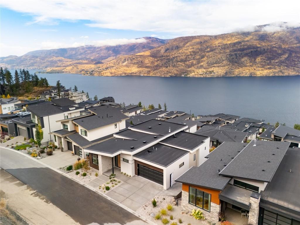 









573


Clifton

Court,
Kelowna,




BC
V1V 0B7

