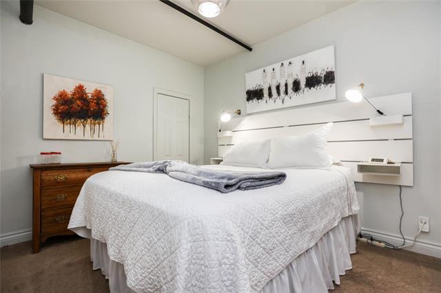 









79


Smith

ST, 3,
Winnipeg,




MB
R3C 1J4

