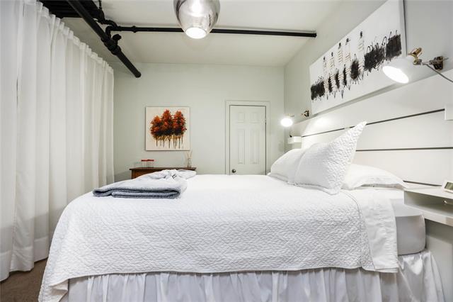 









79


Smith

ST, 3,
Winnipeg,




MB
R3C 1J4

