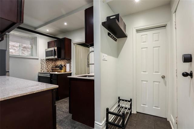 









79


Smith

ST, 3,
Winnipeg,




MB
R3C 1J4

