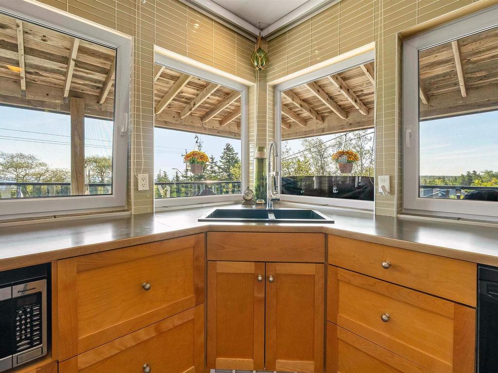 












687 Ketch Harbour Road

,
Portuguese Cove,




NS
B3V 1K2

