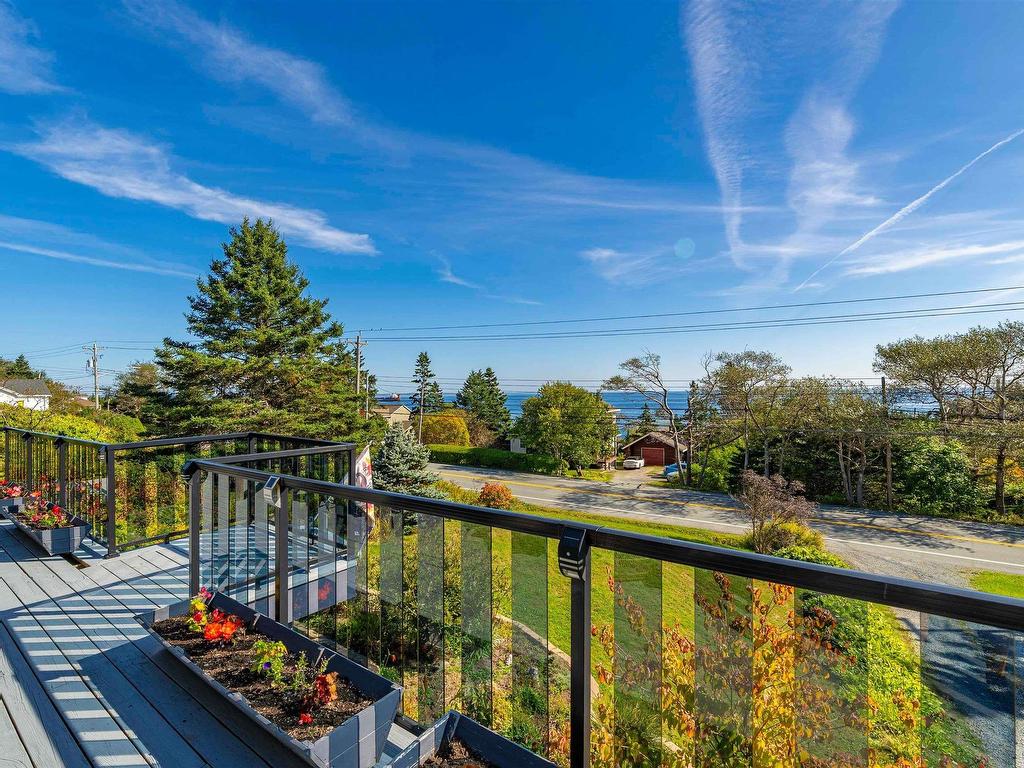 












687 Ketch Harbour Road

,
Portuguese Cove,




NS
B3V 1K2

