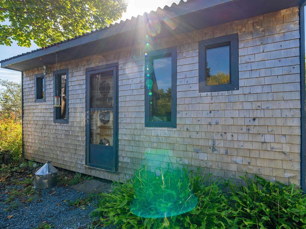 












687 Ketch Harbour Road

,
Portuguese Cove,




NS
B3V 1K2

