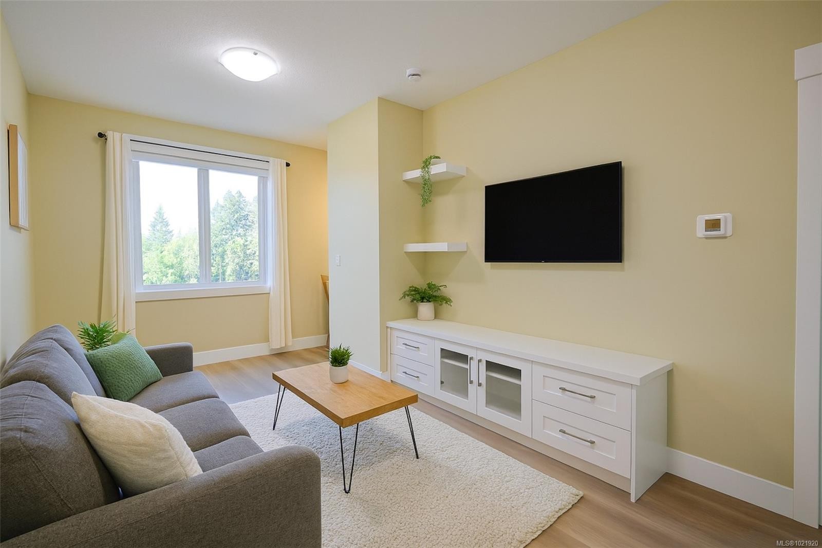 









167


Hunter

Way,
Ladysmith,




BC
V9G 1N4

