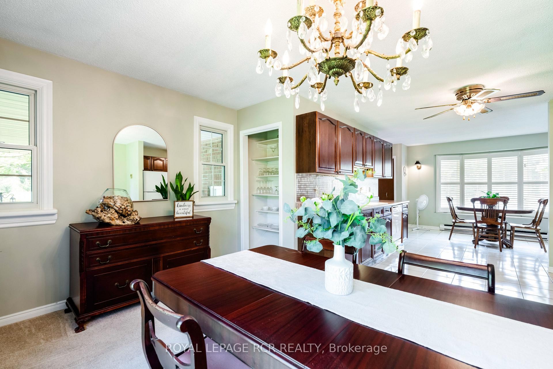 









2534


Highpoint

Side Road,
Caledon,




ON
L7K 0J1

