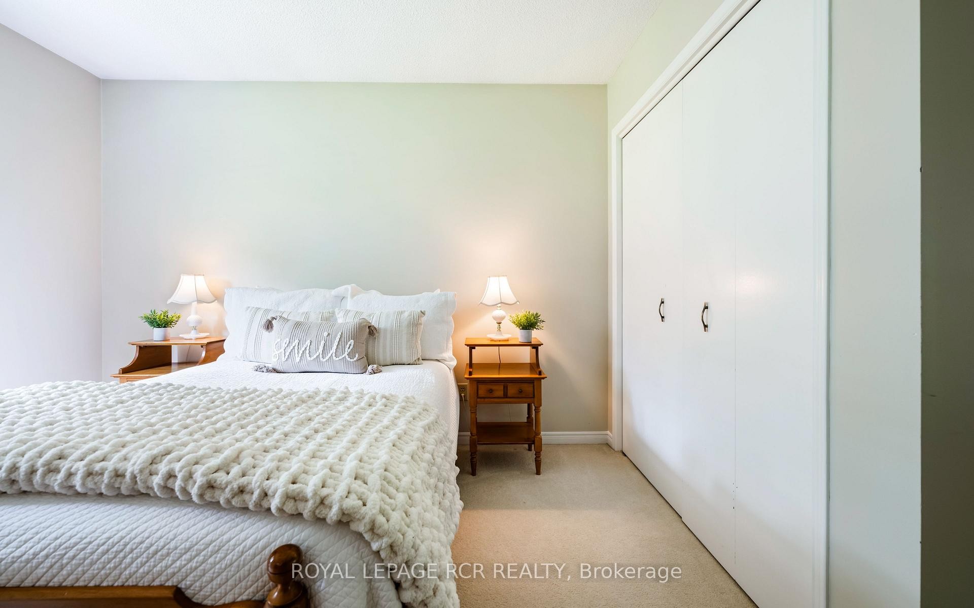 









2534


Highpoint

Side Road,
Caledon,




ON
L7K 0J1

