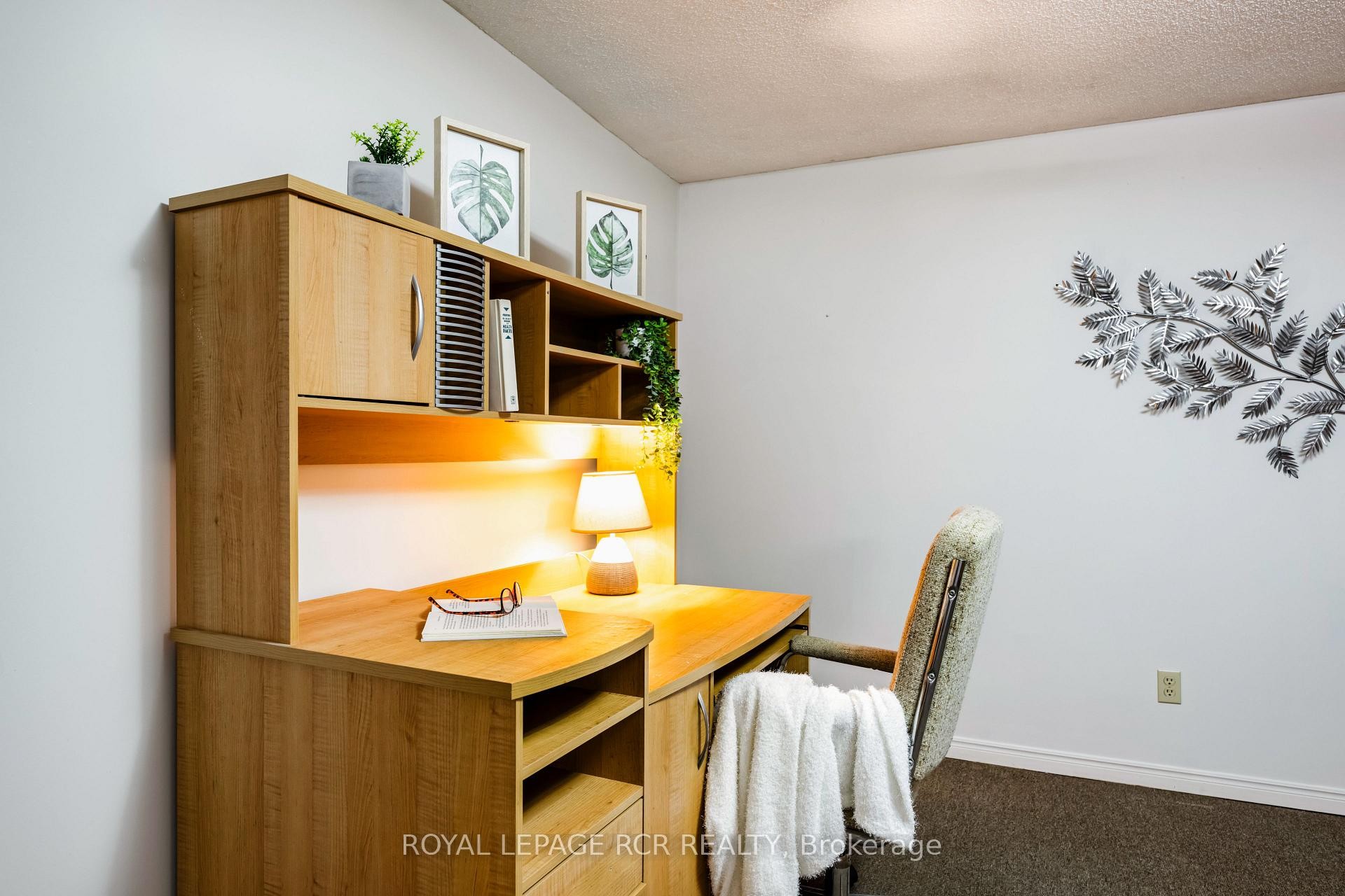 









2534


Highpoint

Side Road,
Caledon,




ON
L7K 0J1

