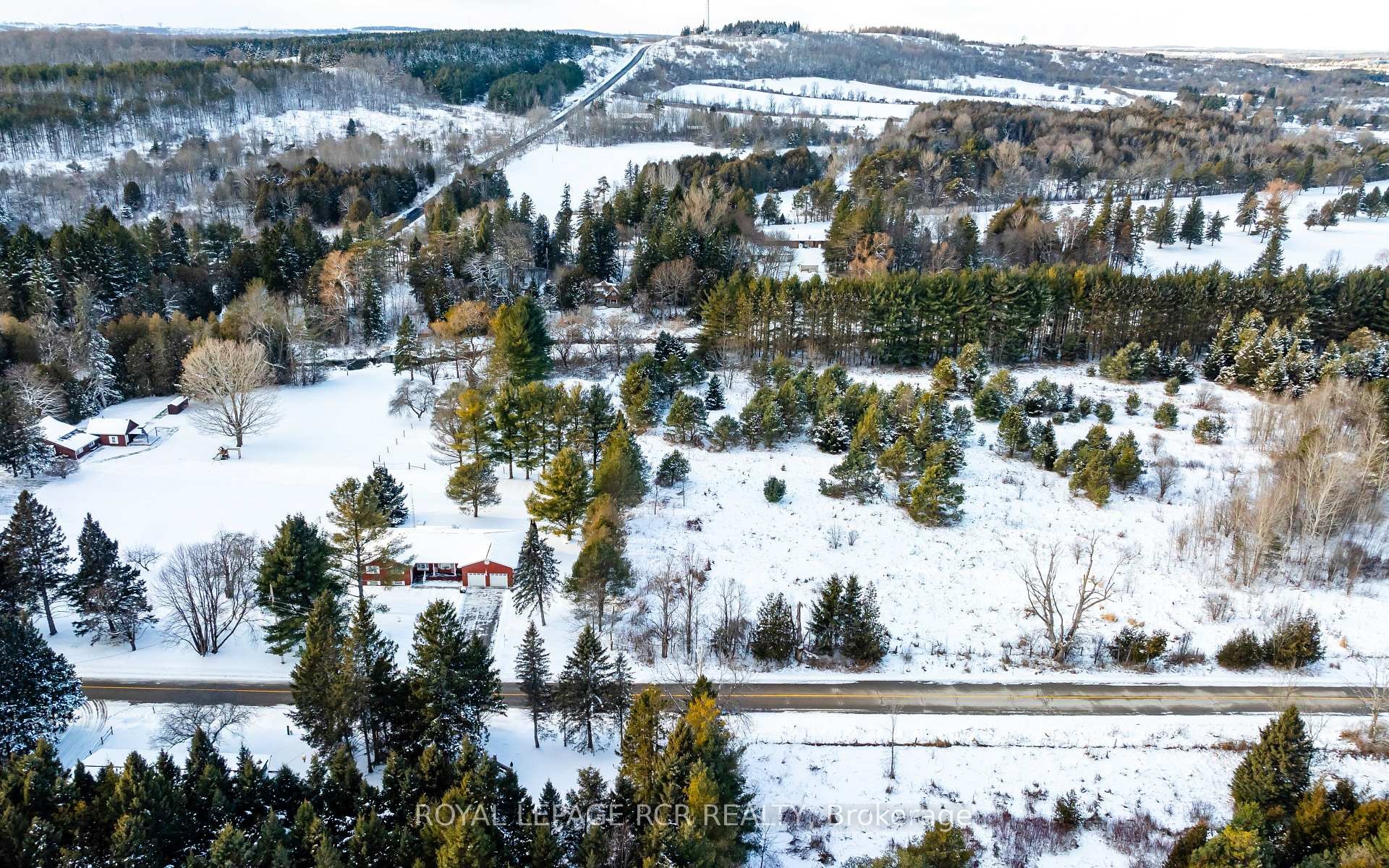 









2534


Highpoint

Side Road,
Caledon,




ON
L7K 0J1

