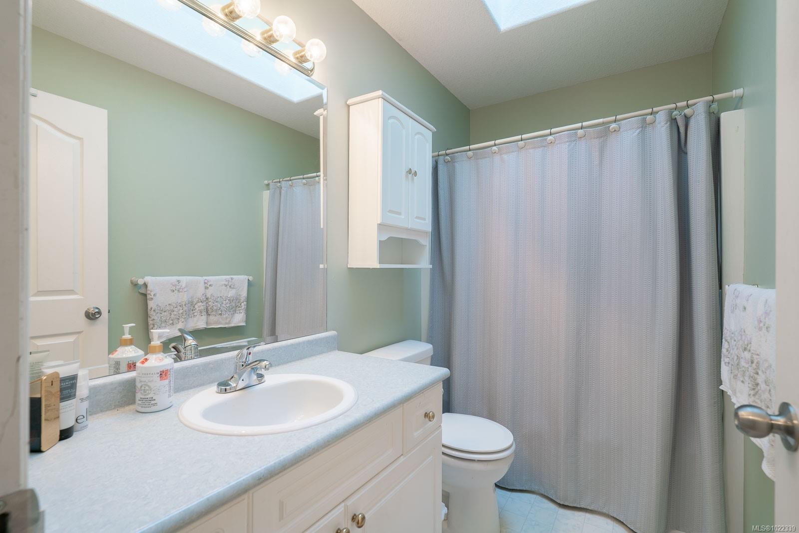 









973


Oliver

Terr,
Ladysmith,




BC
V9G 1R1

