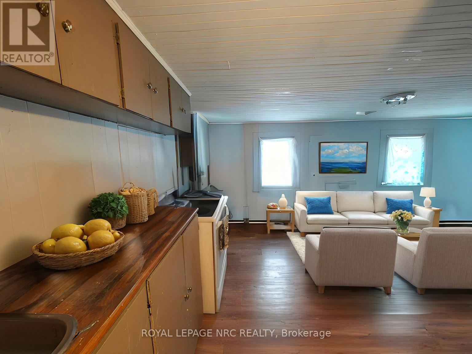 












4832 REGIONAL ROAD

,
Lincoln (Escarpment),




Ontario
L0R1Y0

