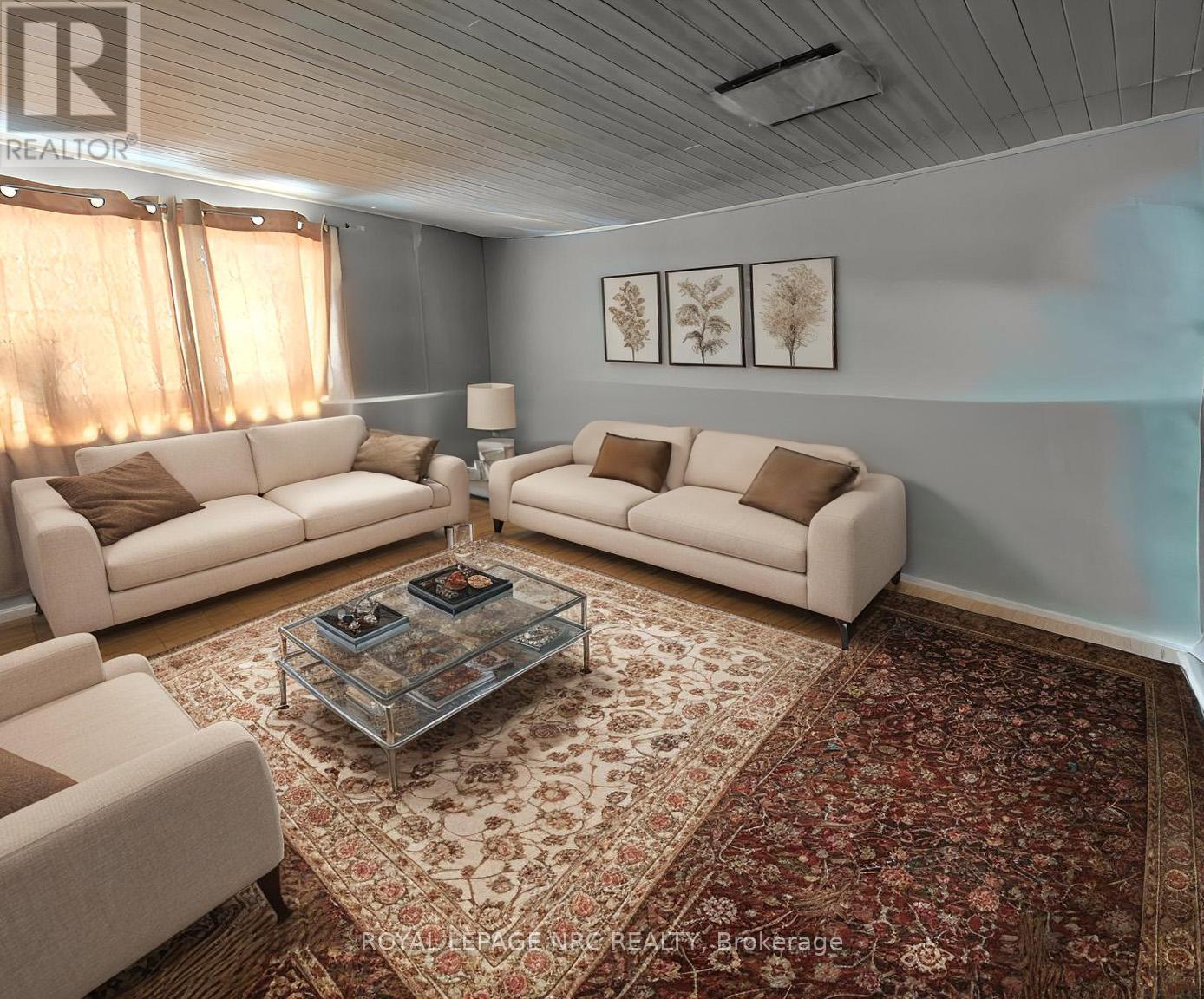 












4832 REGIONAL 20 ROAD

,
Lincoln (Escarpment),




Ontario
L0R1Y0

