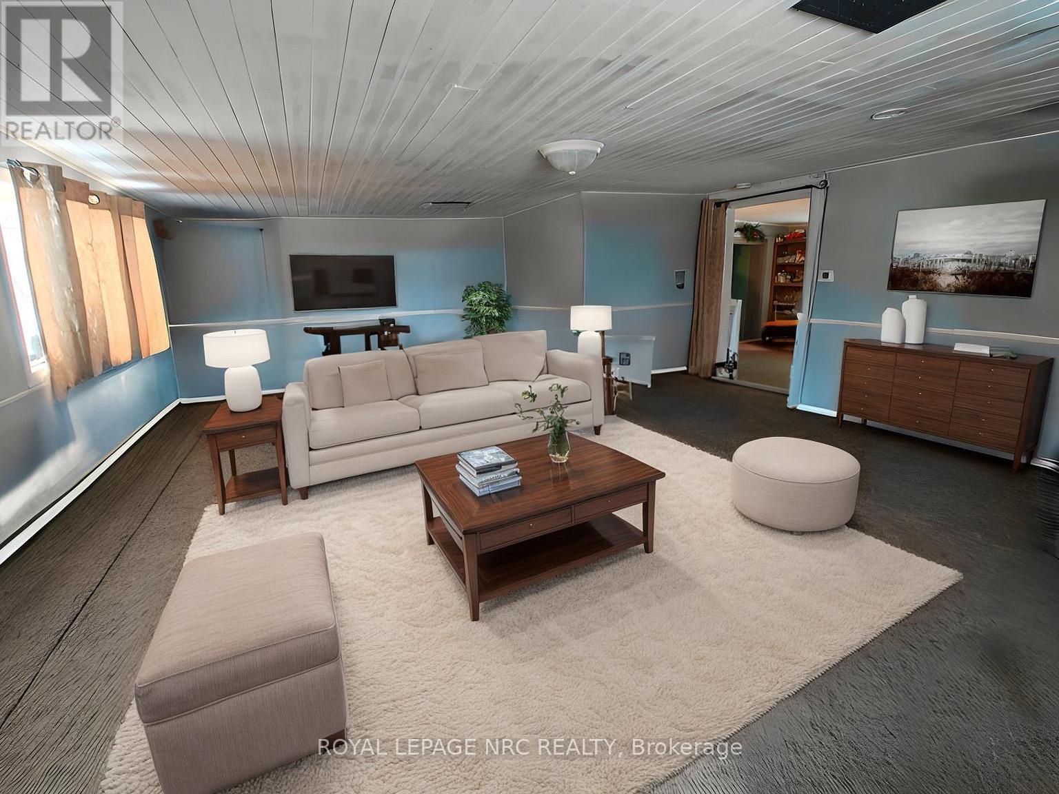 












4832 REGIONAL 20 ROAD

,
Lincoln (Escarpment),




Ontario
L0R1Y0

