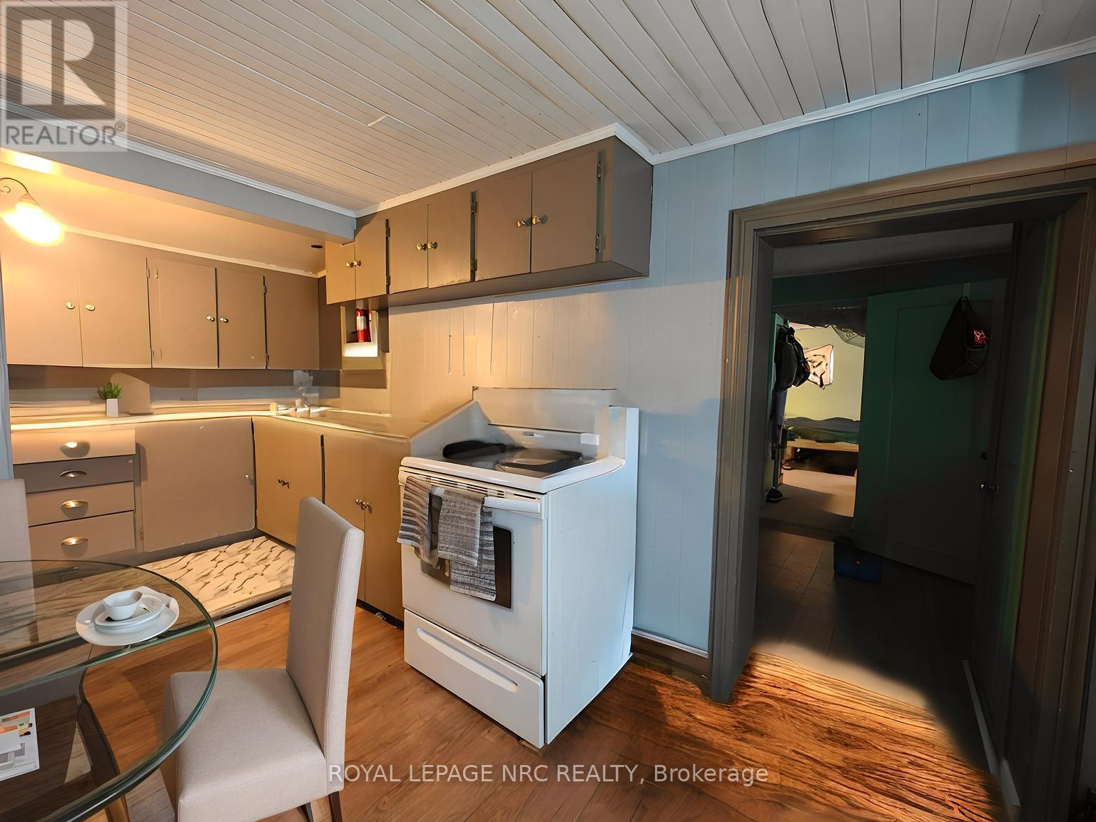 












4832 REGIONAL 20 ROAD

,
Lincoln (Escarpment),




Ontario
L0R1Y0

