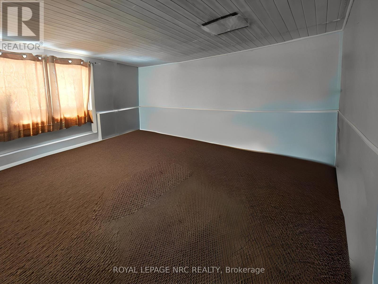 












4832 REGIONAL ROAD

,
Lincoln (Escarpment),




Ontario
L0R1Y0

