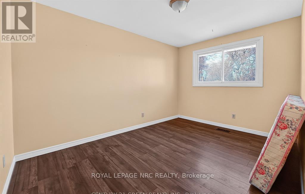 












6186 DELTA DRIVE

,
Niagara Falls,




Ontario
L2H2G8

