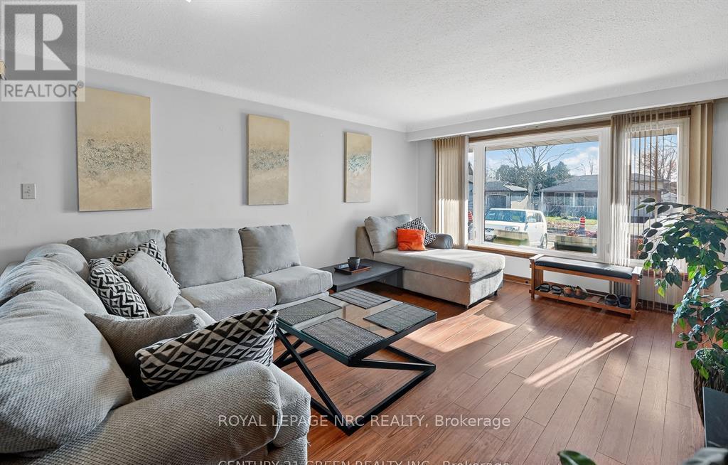 












6186 DELTA DRIVE

,
Niagara Falls,




Ontario
L2H2G8

