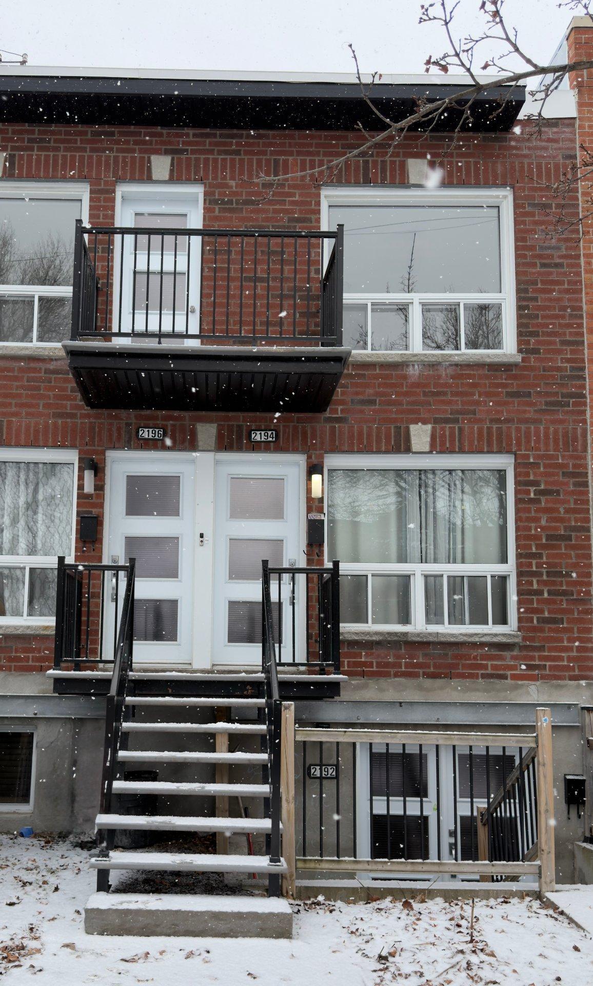 









2196


Rue Pierre-Tétreault

,
Montréal (Mercier/Hochelaga-Maisonneuve),




QC
H1L4Y7

