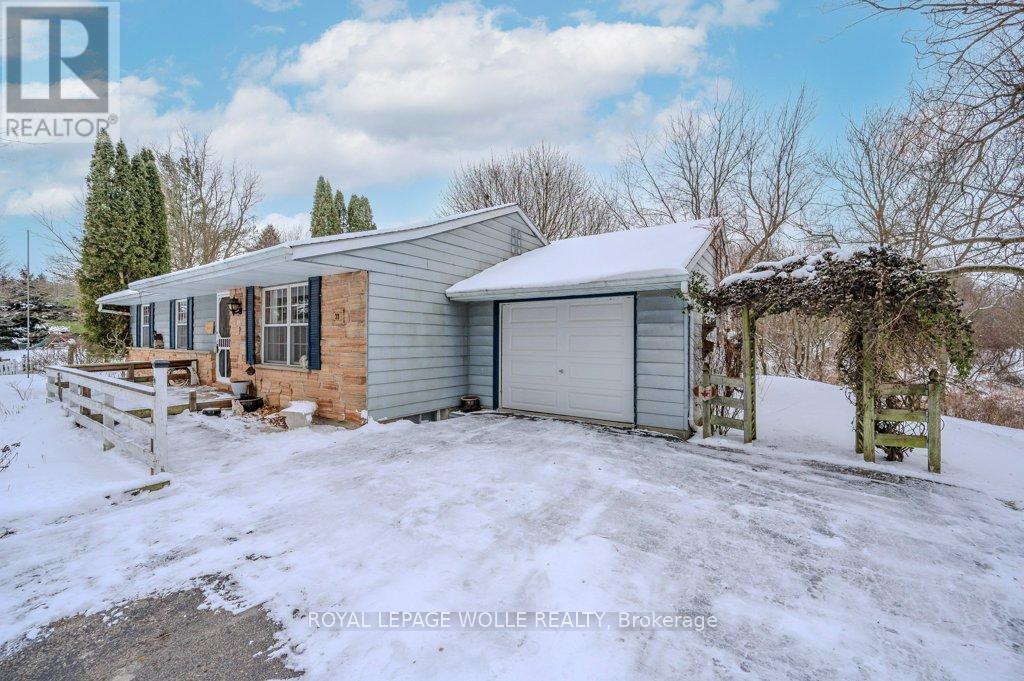 












39 BANNOCKBURN ROAD

,
Kitchener,




Ontario
N2R1M1


