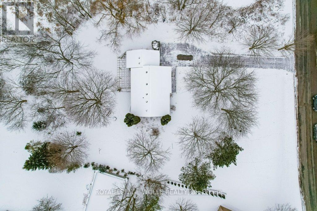 












39 BANNOCKBURN ROAD

,
Kitchener,




Ontario
N2R1M1

