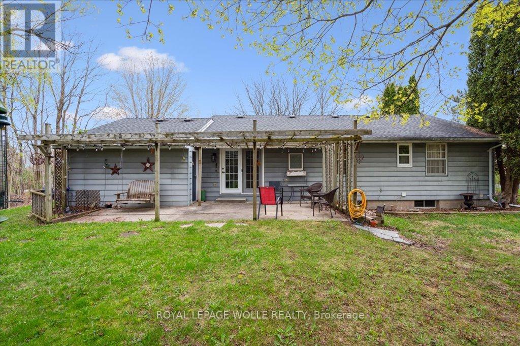 












39 BANNOCKBURN ROAD

,
Kitchener,




Ontario
N2R1M1

