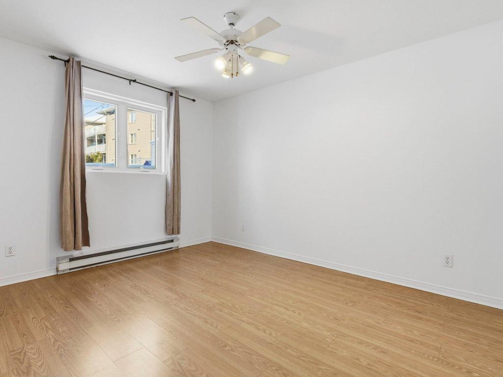 









2370


Rue Henri-Cyr

, 102,
Saint-Hubert (Longueuil),




QC
J3Y8G8

