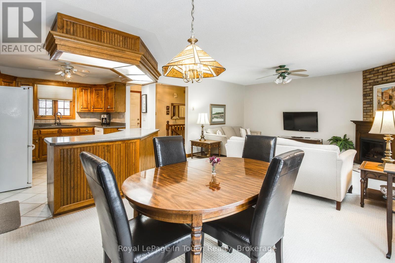 












29 MARY JANE ROAD

,
Tiny (Wyevale),




Ontario
L0L2T0

