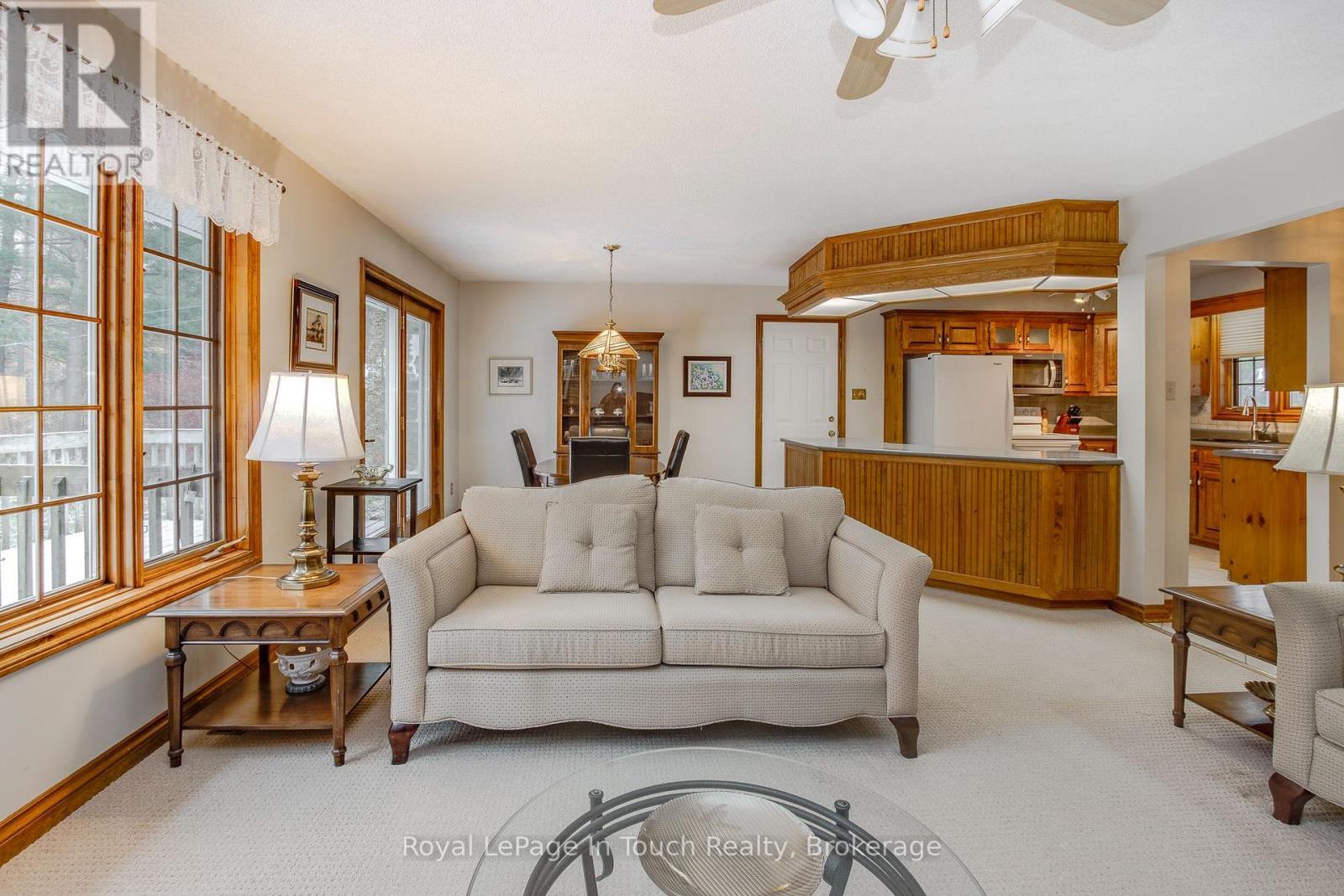 












29 MARY JANE ROAD

,
Tiny (Wyevale),




Ontario
L0L2T0

