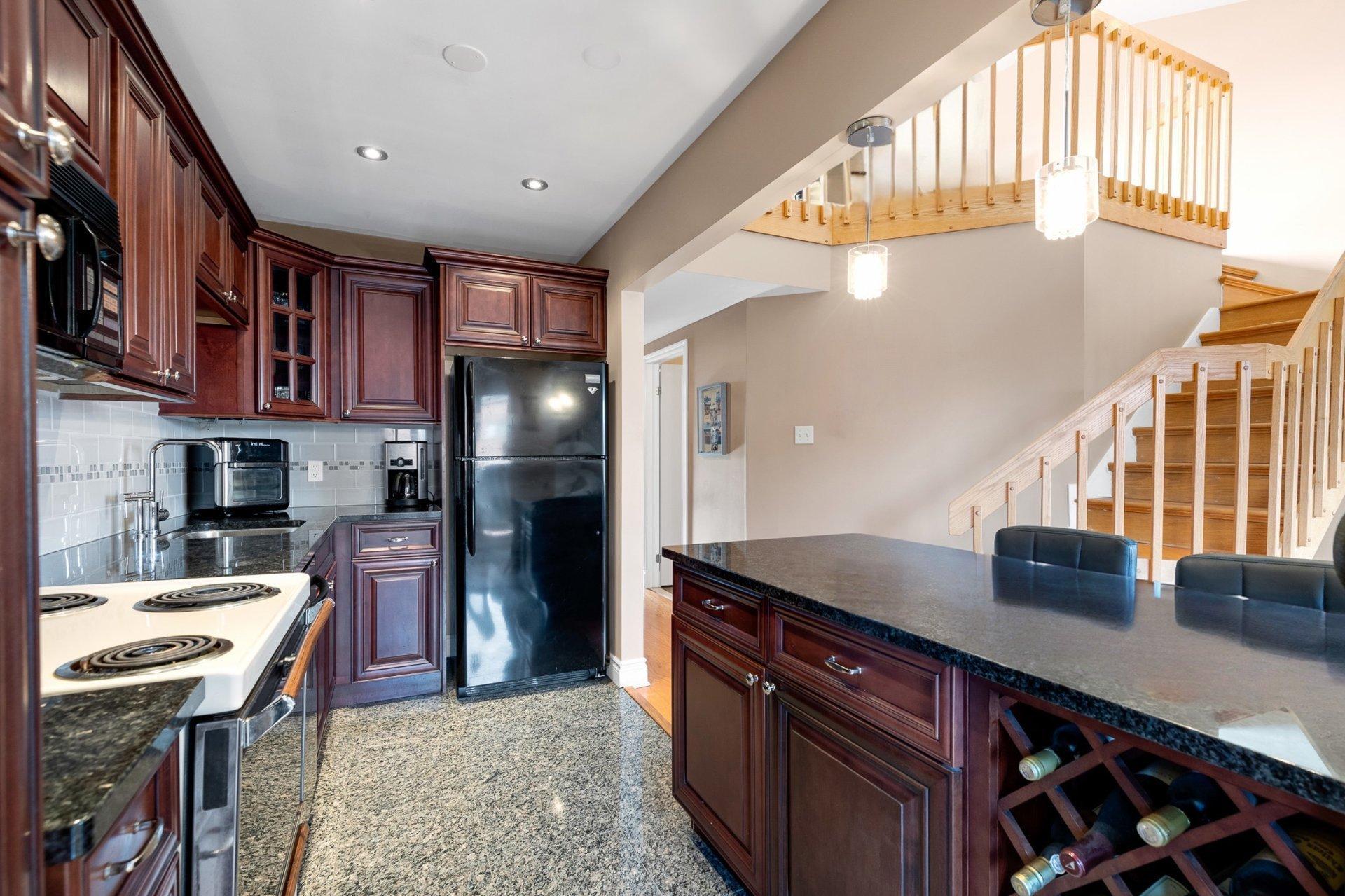 









1390


Rue Hyman

, 301,
Montréal (Pierrefonds-Roxboro),




QC
H8Y3N8

