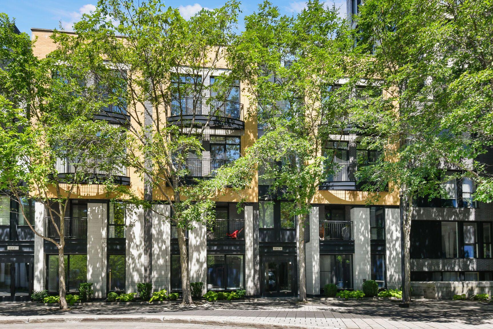 









3419


Av. Henri-Julien

, P1-302,
Montréal (Le Plateau-Mont-Royal),




QC
H2X3H3

