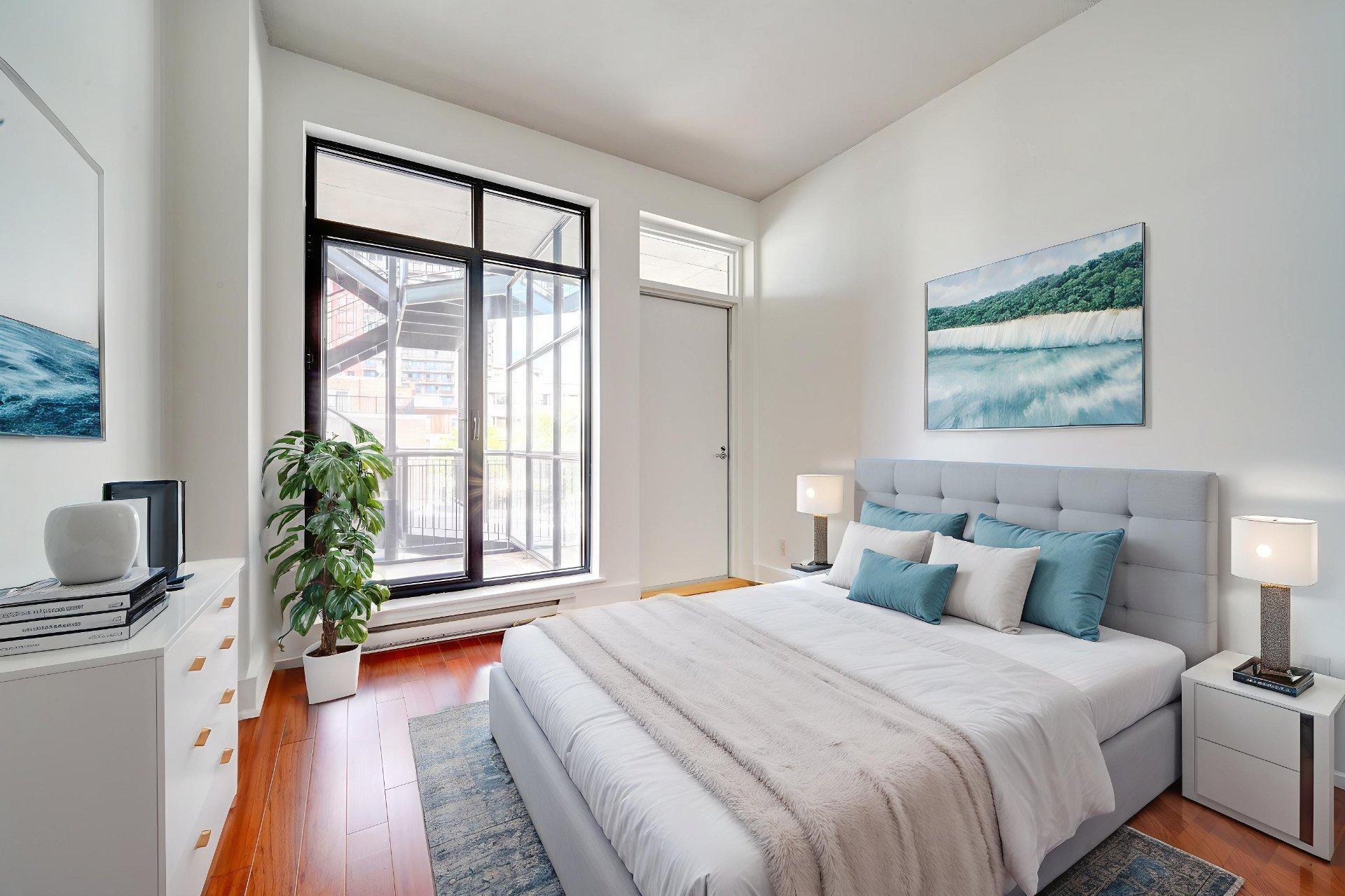 









3419


Av. Henri-Julien

, P1-302,
Montréal (Le Plateau-Mont-Royal),




QC
H2X3H3

