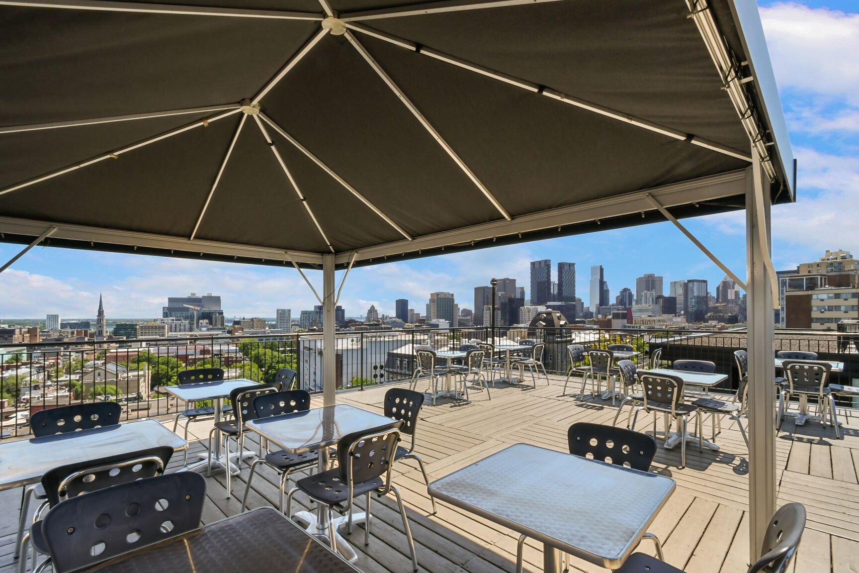 









3419


Av. Henri-Julien

, P1-302,
Montréal (Le Plateau-Mont-Royal),




QC
H2X3H3

