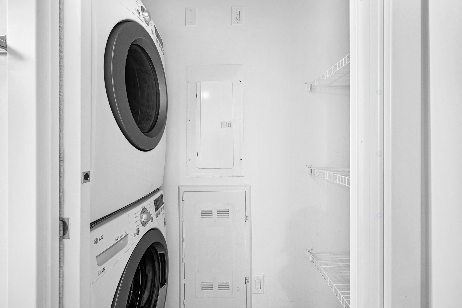 









1211


Rue Drummond

, 405,
Montréal (Ville-Marie),




QC
H3G0B6

