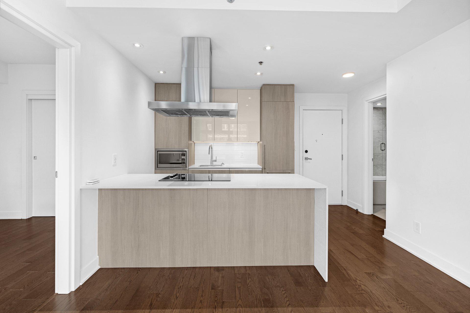 









1211


Rue Drummond

, 405,
Montréal (Ville-Marie),




QC
H3G0B6

