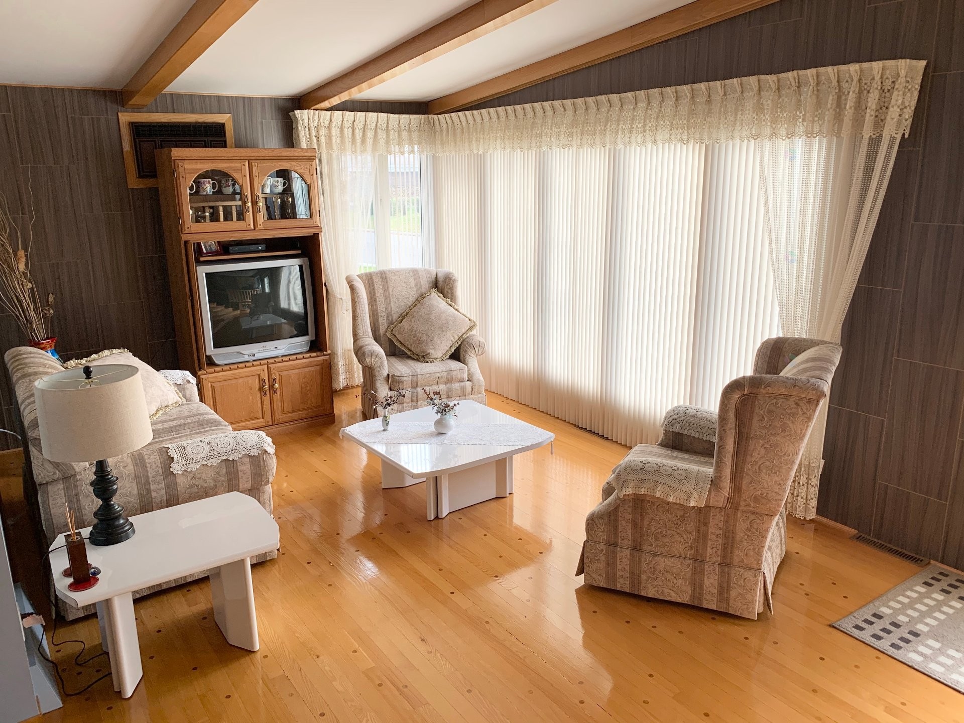 









316


Rue des Chênes

,
Mont-Laurier,




QC
J9L2H2

