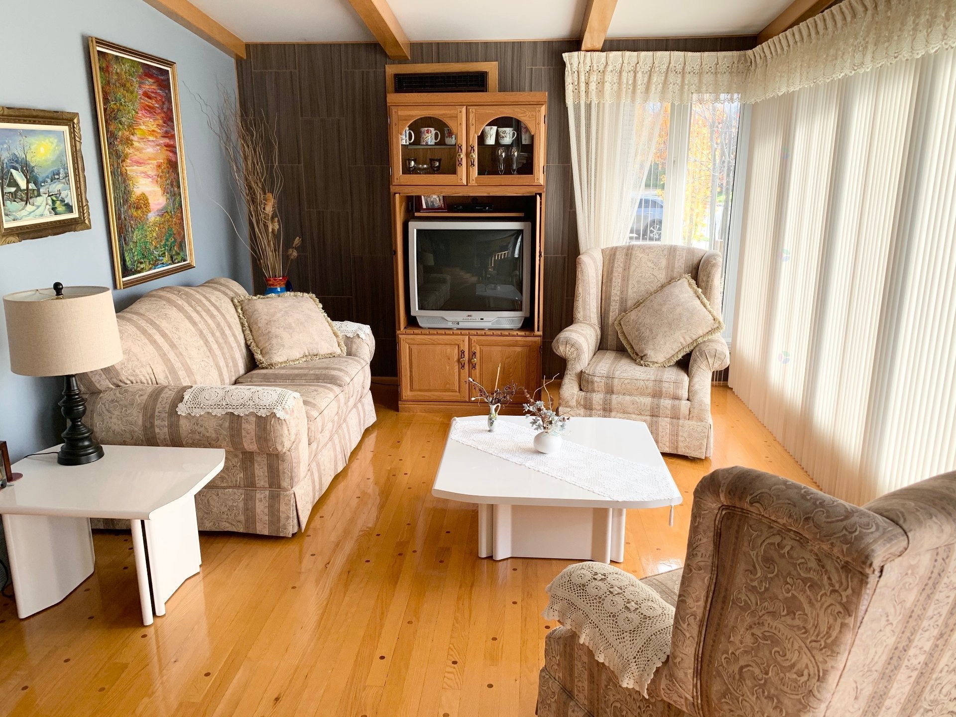 









316


Rue des Chênes

,
Mont-Laurier,




QC
J9L2H2

