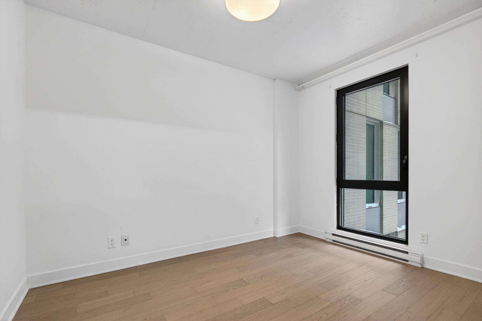 









1414


Rue Chomedey

, 310,
Montréal (Ville-Marie),




QC
H3H0A2

