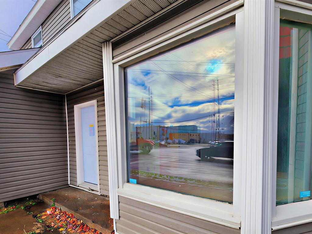 












1 Queen Street

,
Truro,




NS
B2N 2A7

