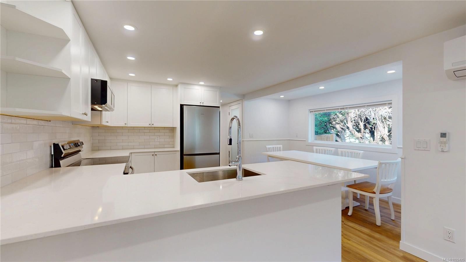 









2785


Wallbank

Rd, 48,
Shawnigan Lake,




BC
V8H 2A5

