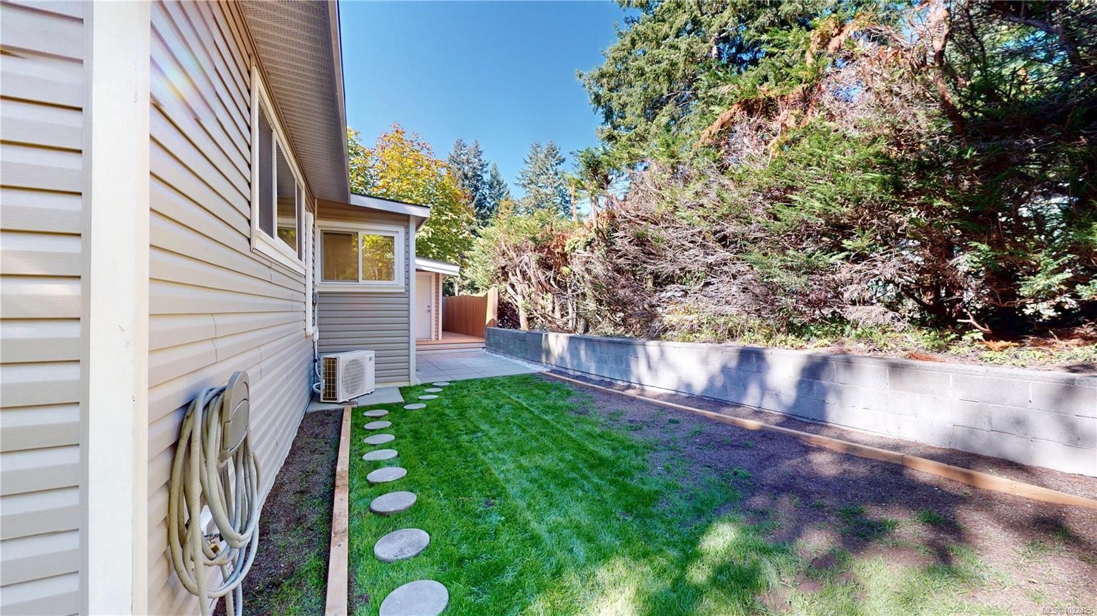 









2785


Wallbank

Rd, 48,
Shawnigan Lake,




BC
V8H 2A5

