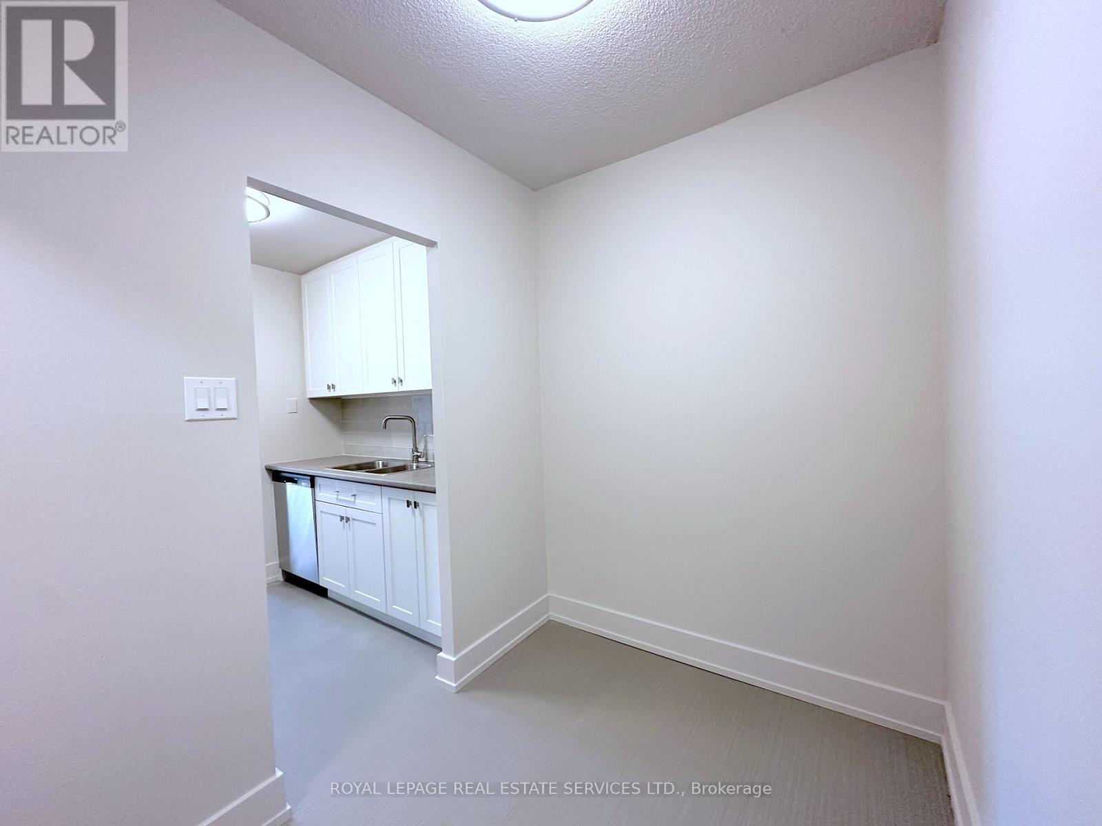 












103 - 190 CLARK BOULEVARD

,
Brampton,




Ontario
L6T4A8

