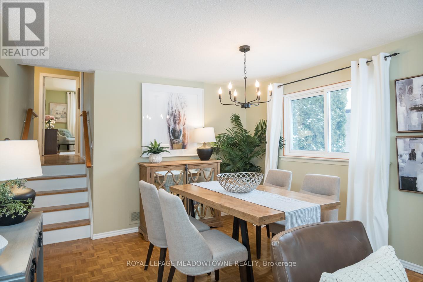 












65 LORNE SCOTS DRIVE

,
Milton,




Ontario
L9T2Z2

