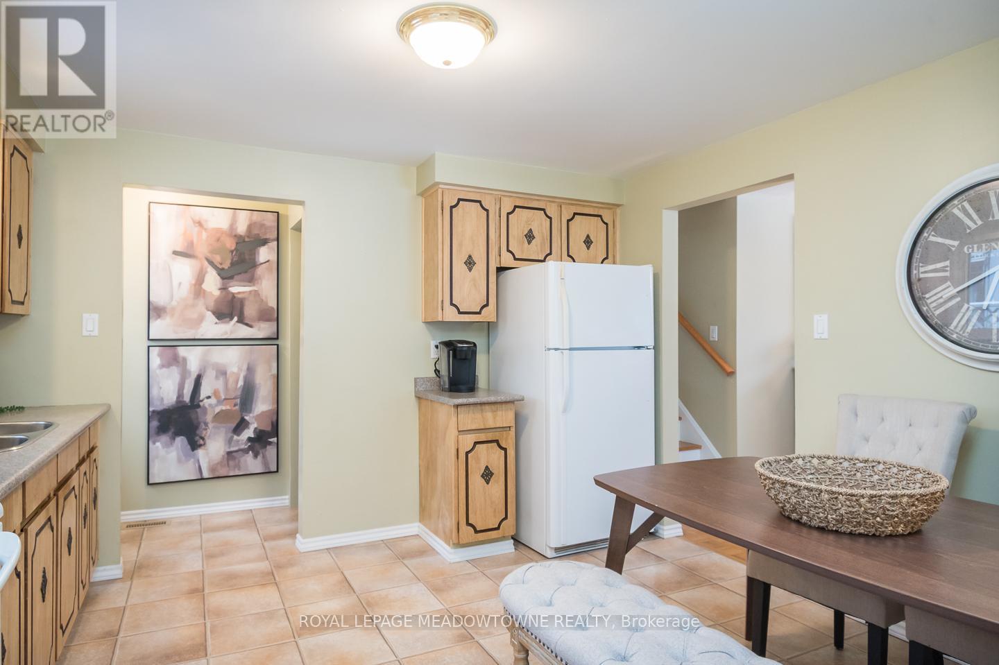 












65 LORNE SCOTS DRIVE

,
Milton,




Ontario
L9T2Z2

