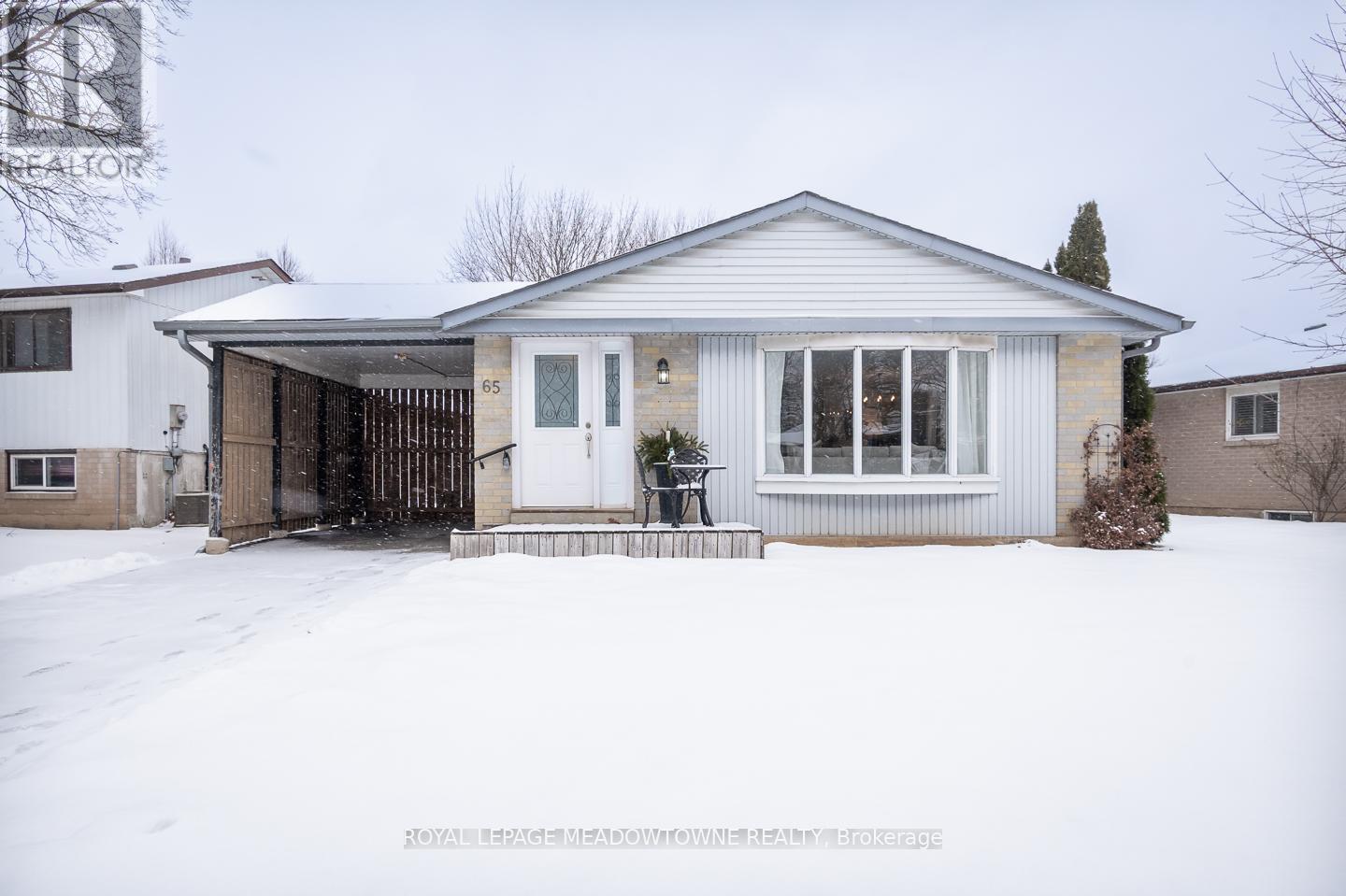 












65 LORNE SCOTS DRIVE

,
Milton,




Ontario
L9T2Z2

