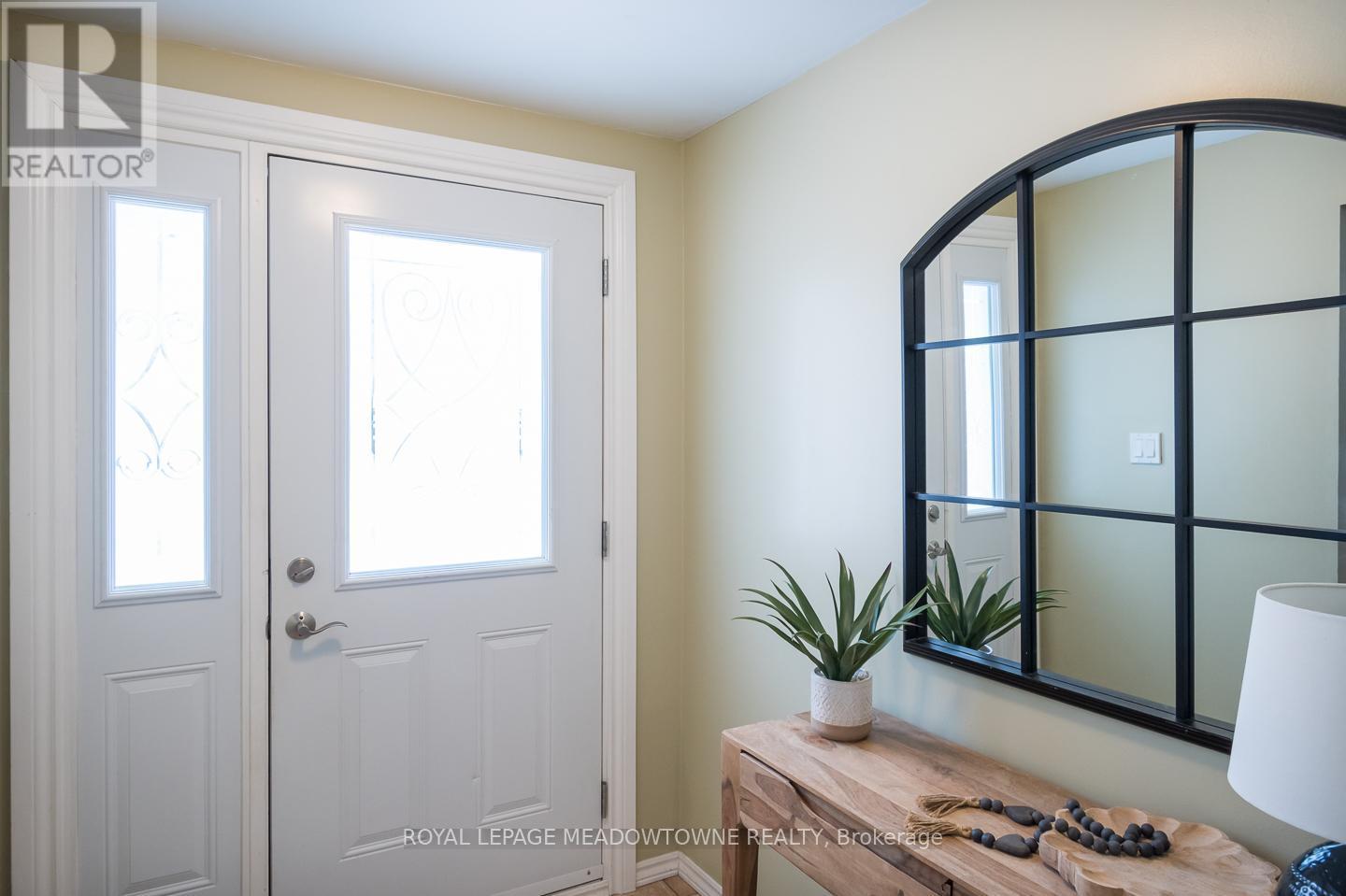 












65 LORNE SCOTS DRIVE

,
Milton,




Ontario
L9T2Z2

