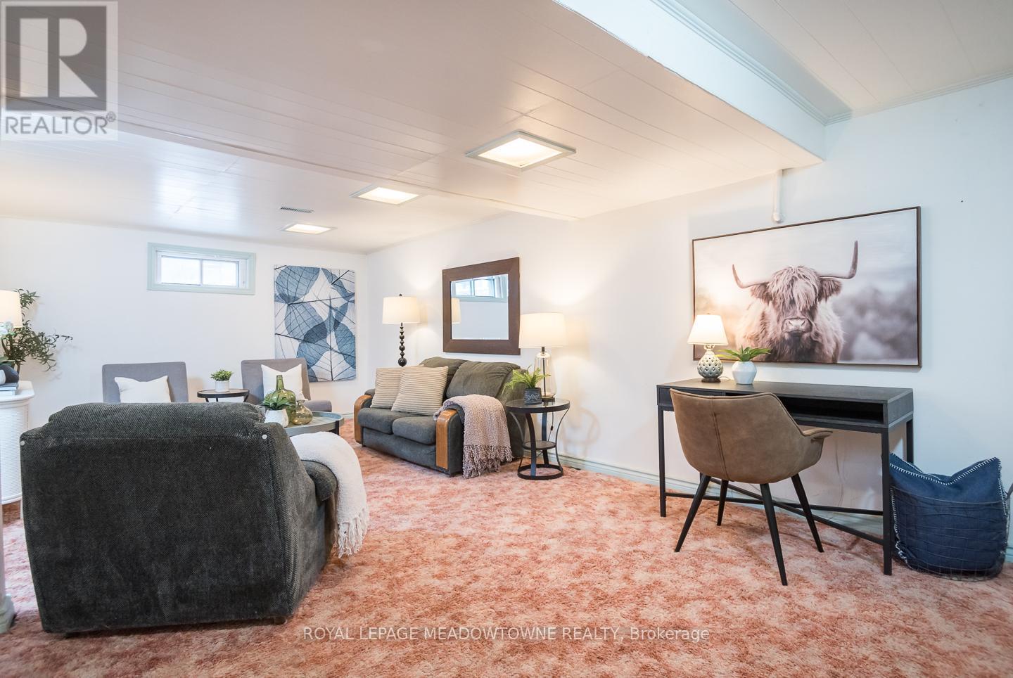 












65 LORNE SCOTS DRIVE

,
Milton,




Ontario
L9T2Z2

