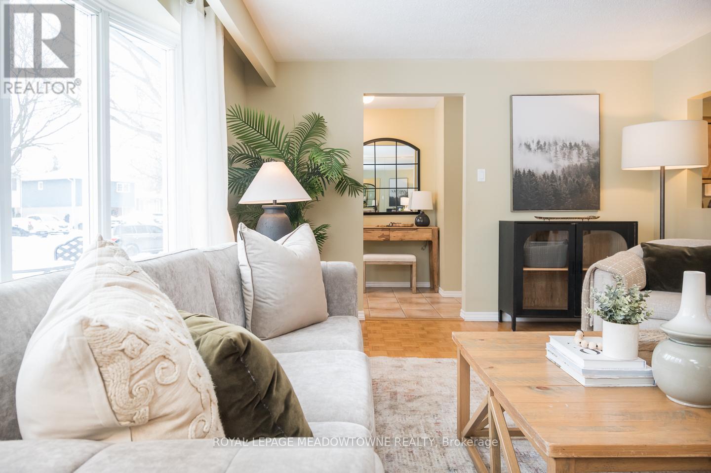 












65 LORNE SCOTS DRIVE

,
Milton,




Ontario
L9T2Z2

